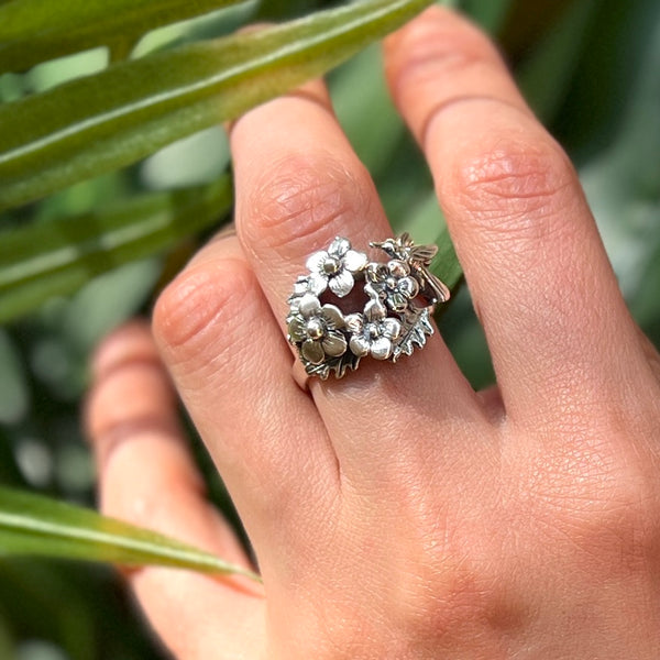 Sterling Silver Laurel Wreath Ring | Lolo Mexican Mercadito