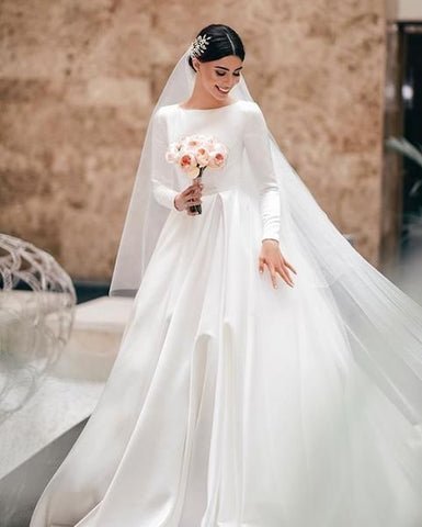 simple and elegant wedding dress