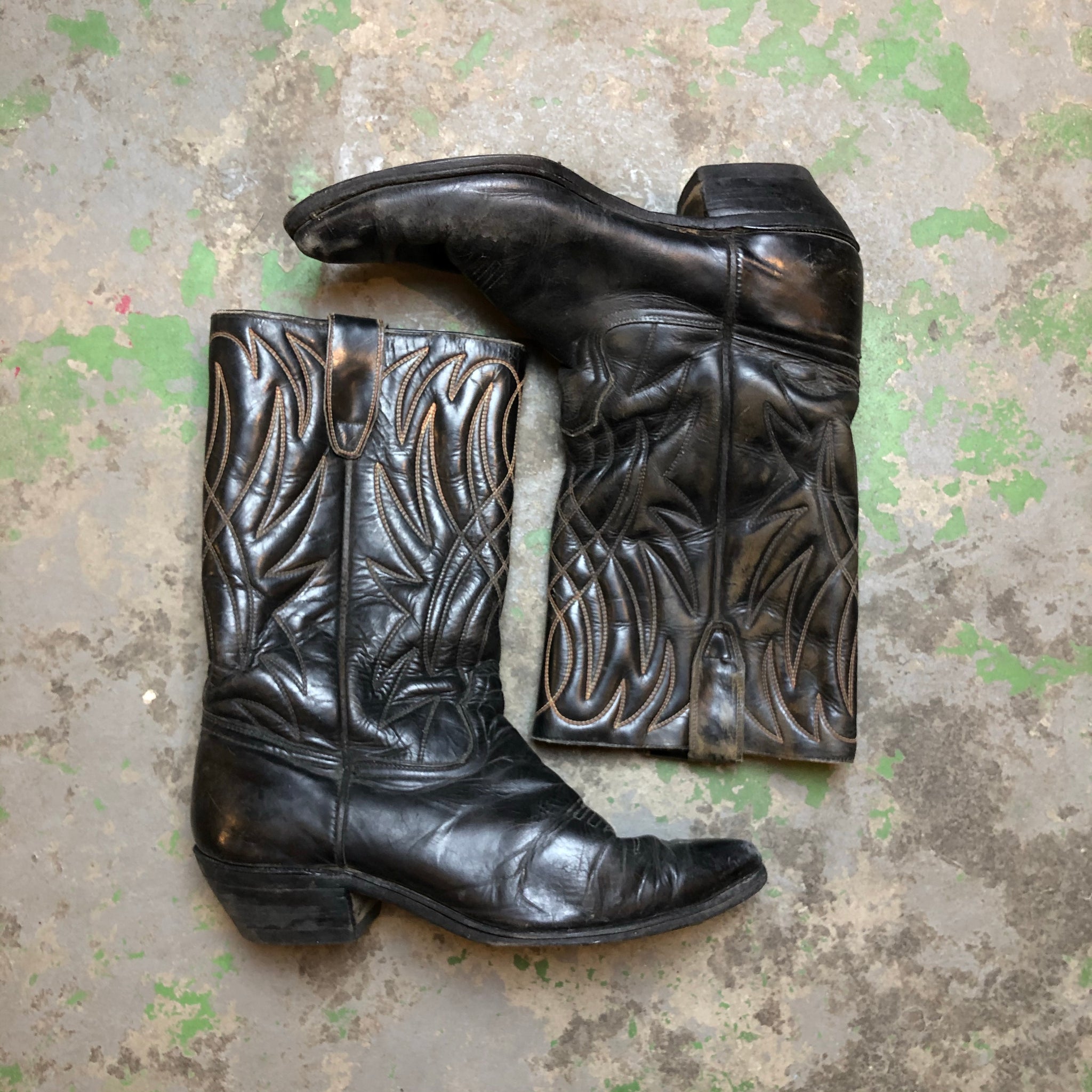 leather mens cowboy boots