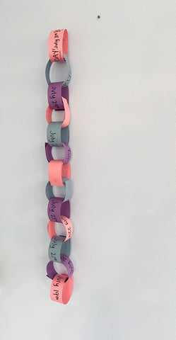 a paper chain used as a visual countdown for children 