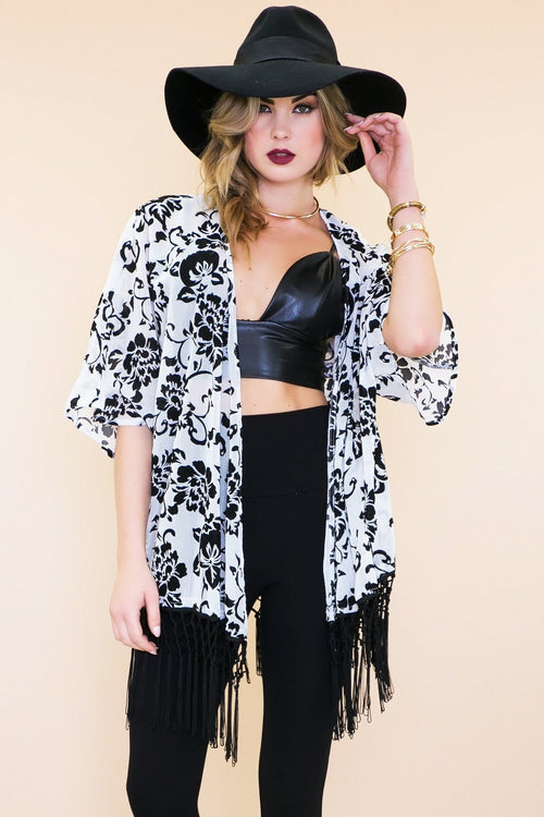 Aria Floral Fringe Kimono – Haute & Rebellious