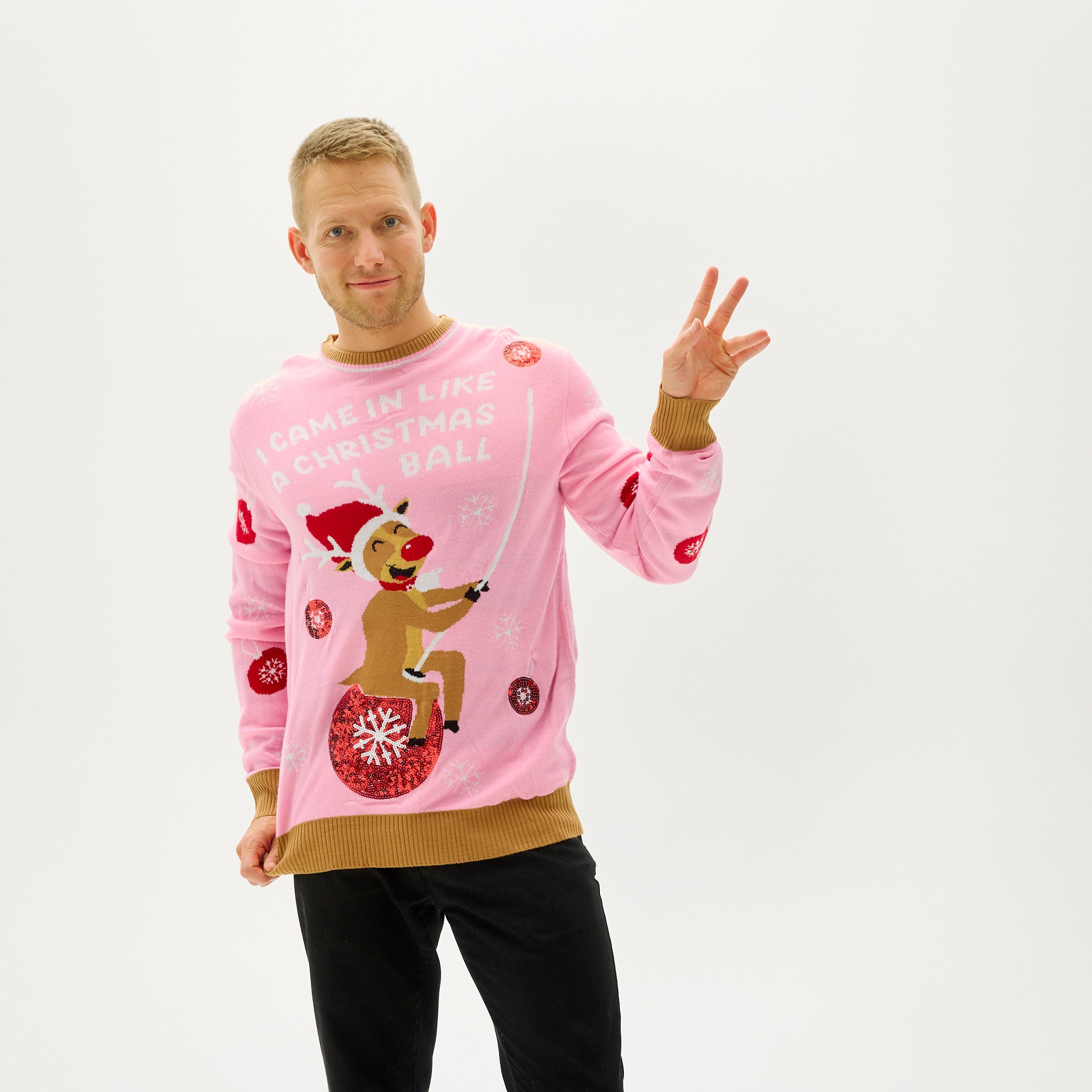 Läs mer om I came in like a Christmas Ball Sweater - Herr