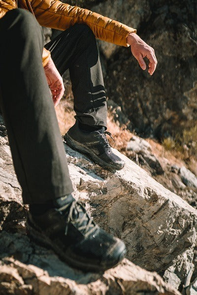How to choose hiking pants: for any type of adventure