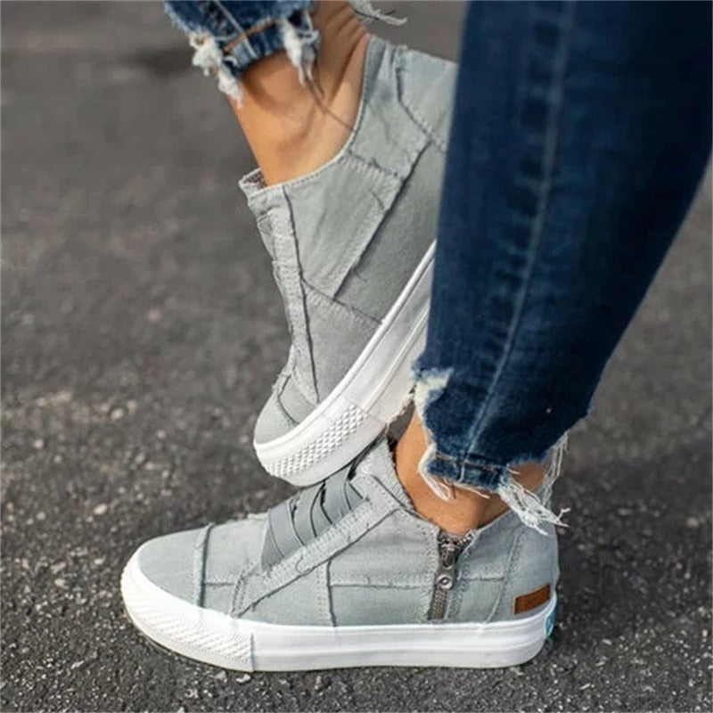 trending casual sneakers