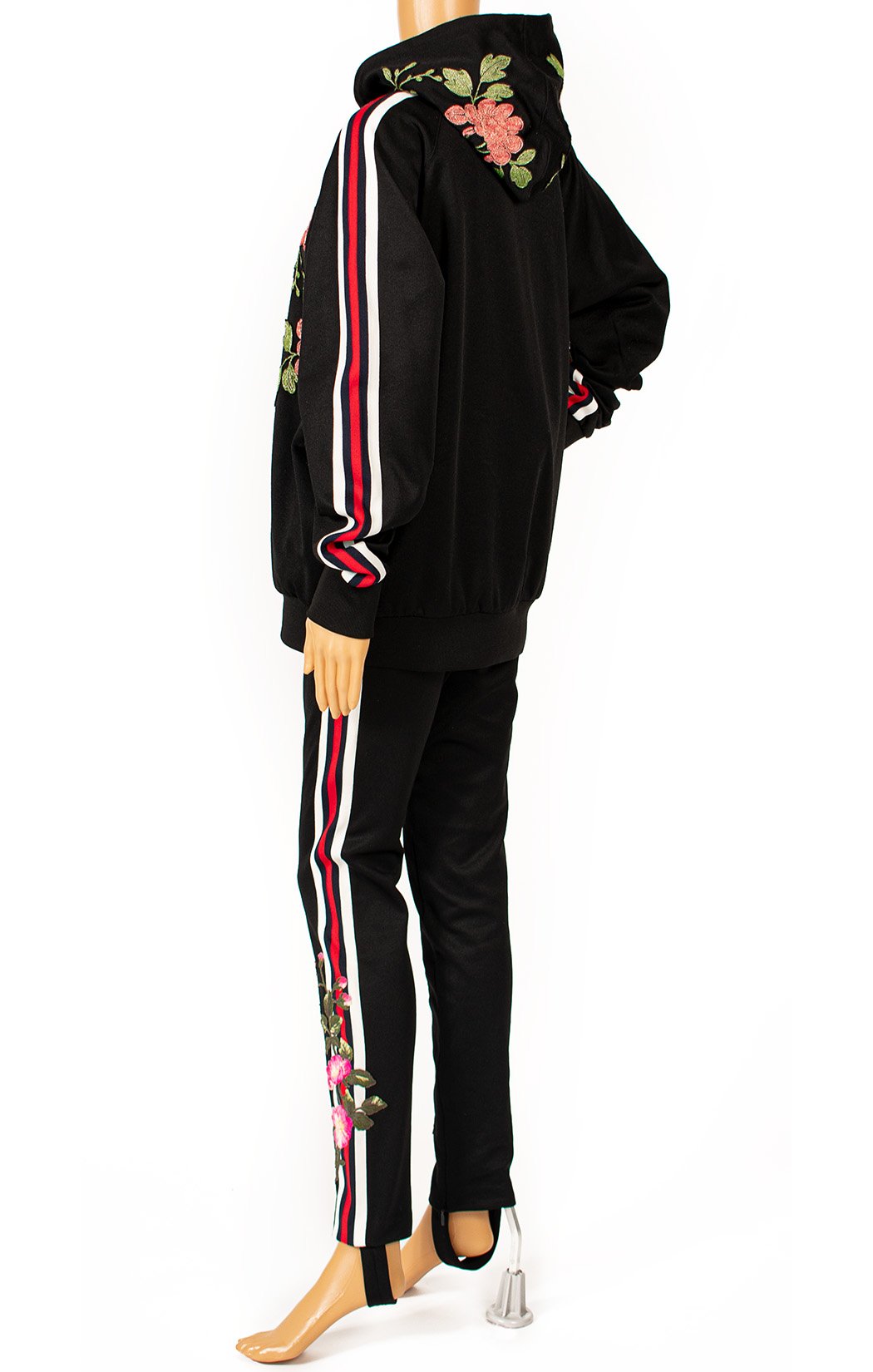 gucci jogging outfit