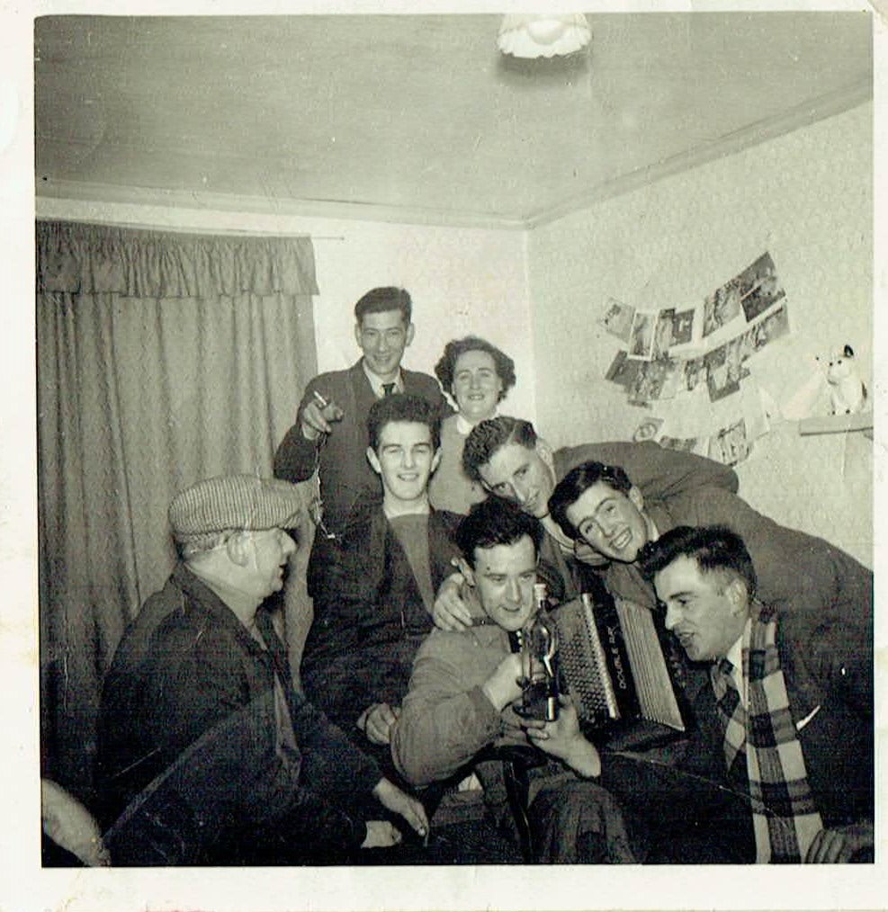 A typical house cèilidh in Tarbert, Isle of Harris.