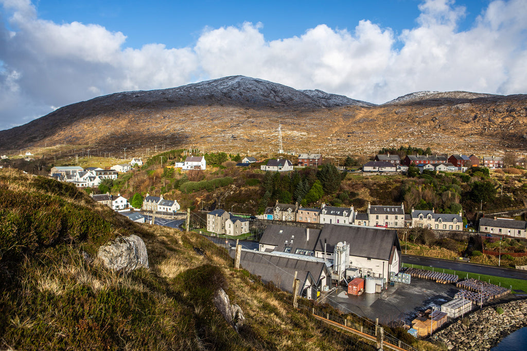 Blue skies above the Isle of Harris Distillery.