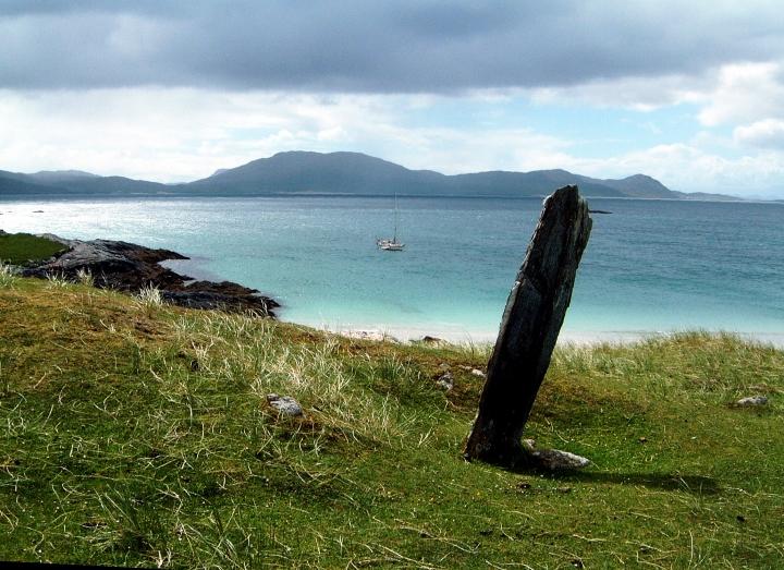 Clach an Teampuill, a piece of the hammer which landed on Taransay.