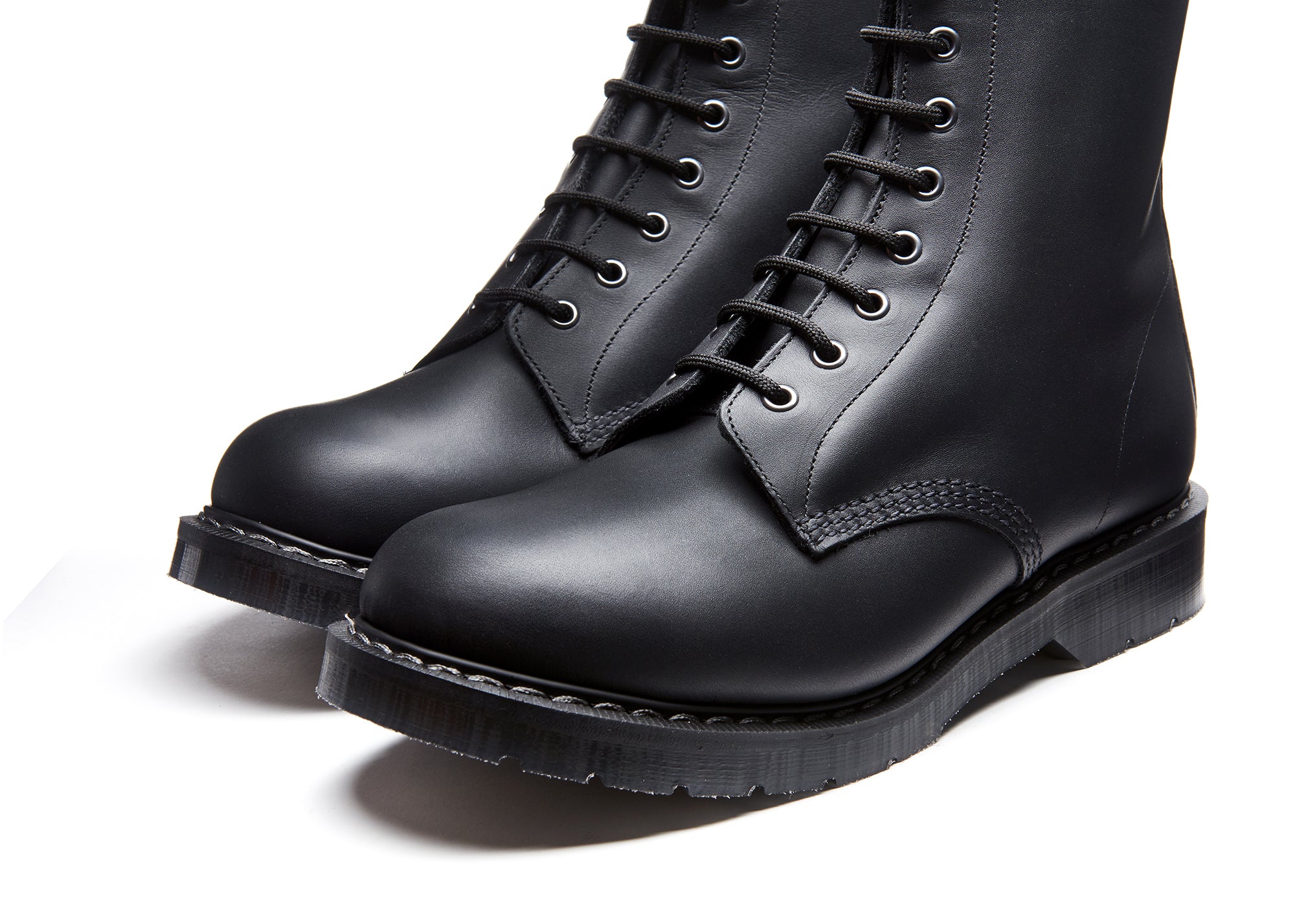 doc martens cynthia boot