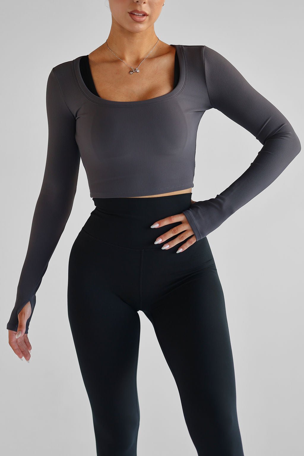 Scoop Neck Long Sleeve Crop - Black