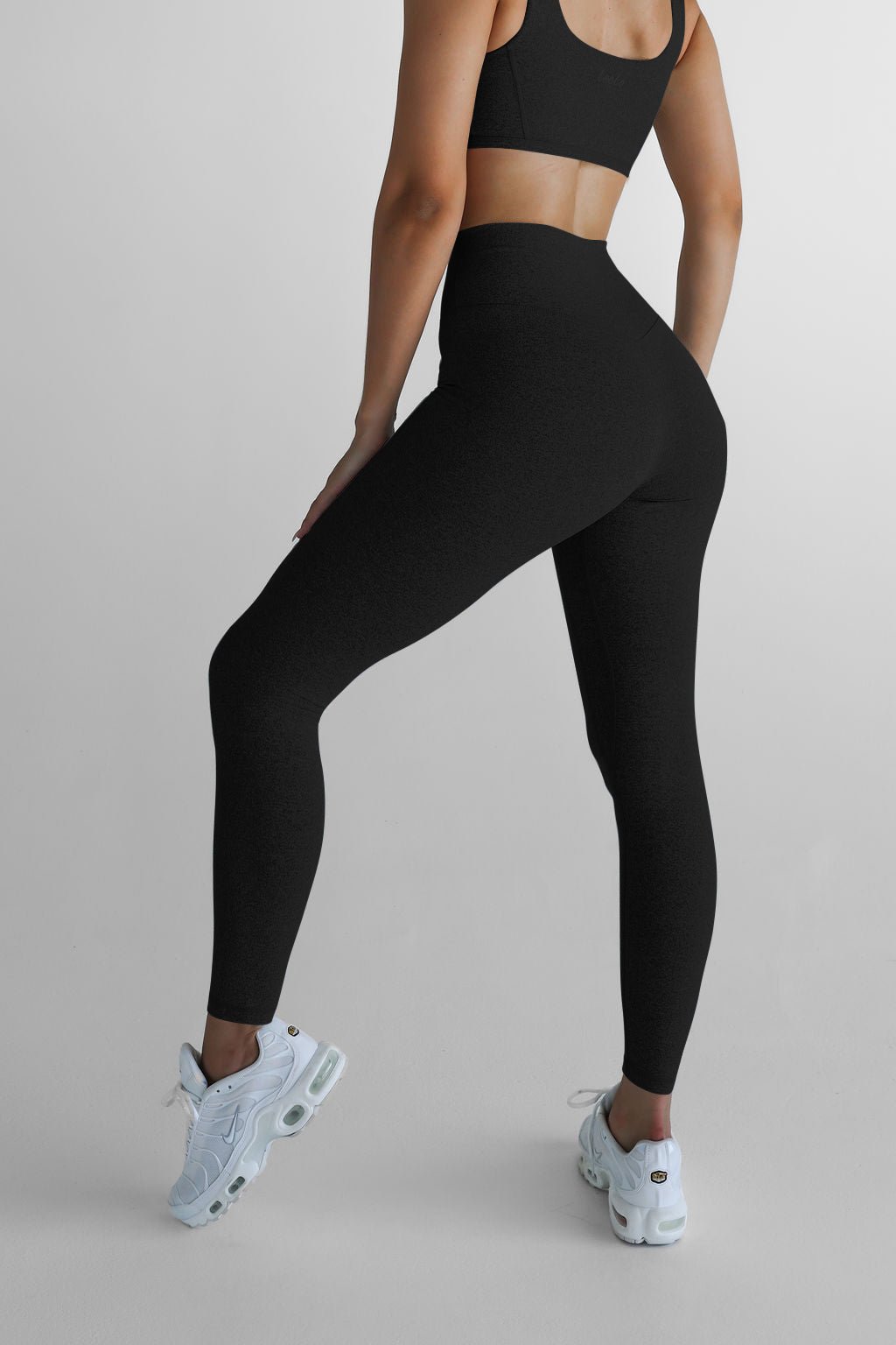 Athletic Leggings By Cmf Size: L