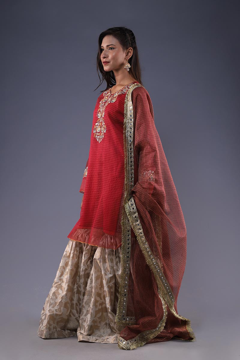 Red Orhanza Gharara