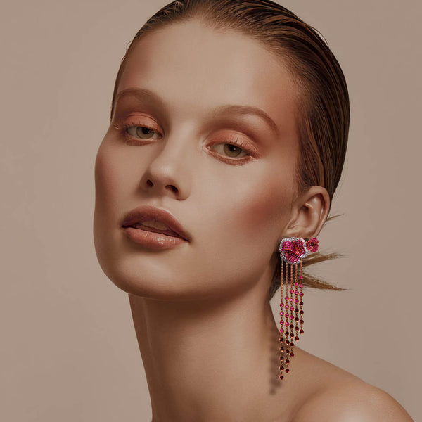 Bloom Medium Flower Dark Pink Sapphire Necklace in Rose Gold – AS29