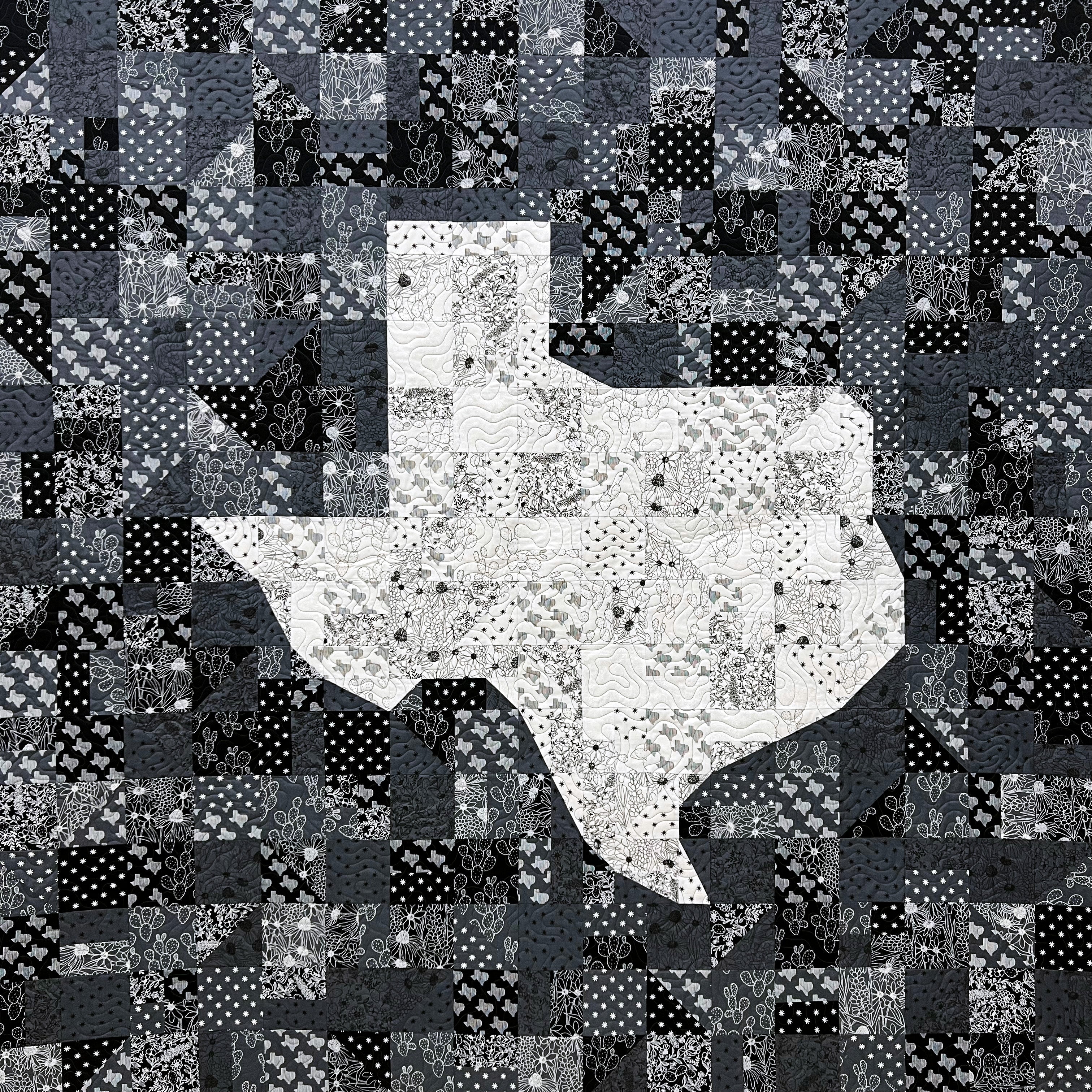 Full view of the Howdy Texas Quilt made with Hey Y'all fabric collection by Alli K for Moda Fabrics