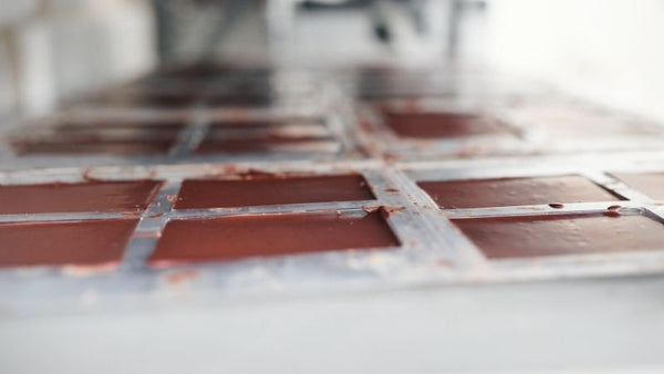 100% Kakao Schokolade von Moruga in der Produktion