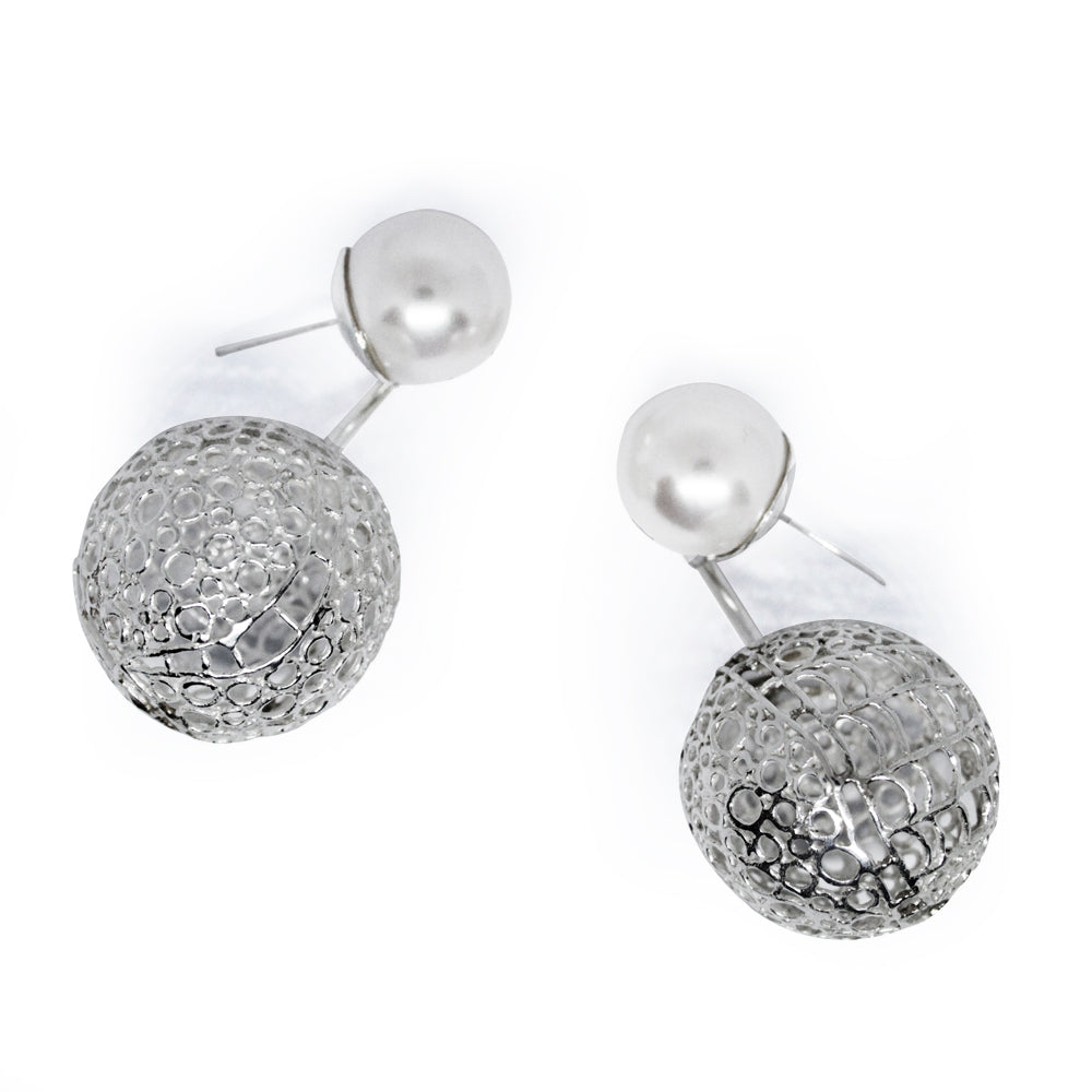 Cell Ball Pearl Earring