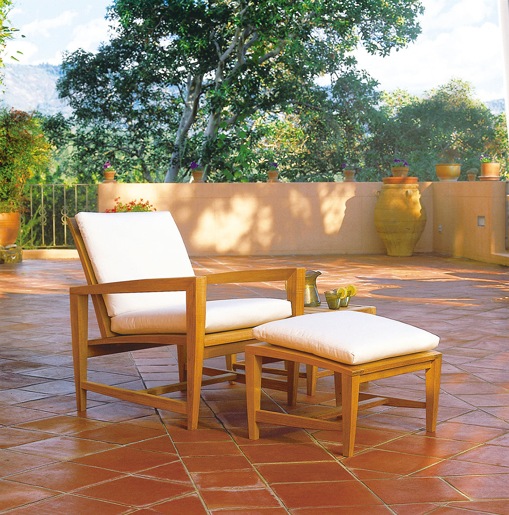 yellow metal garden table and chairs