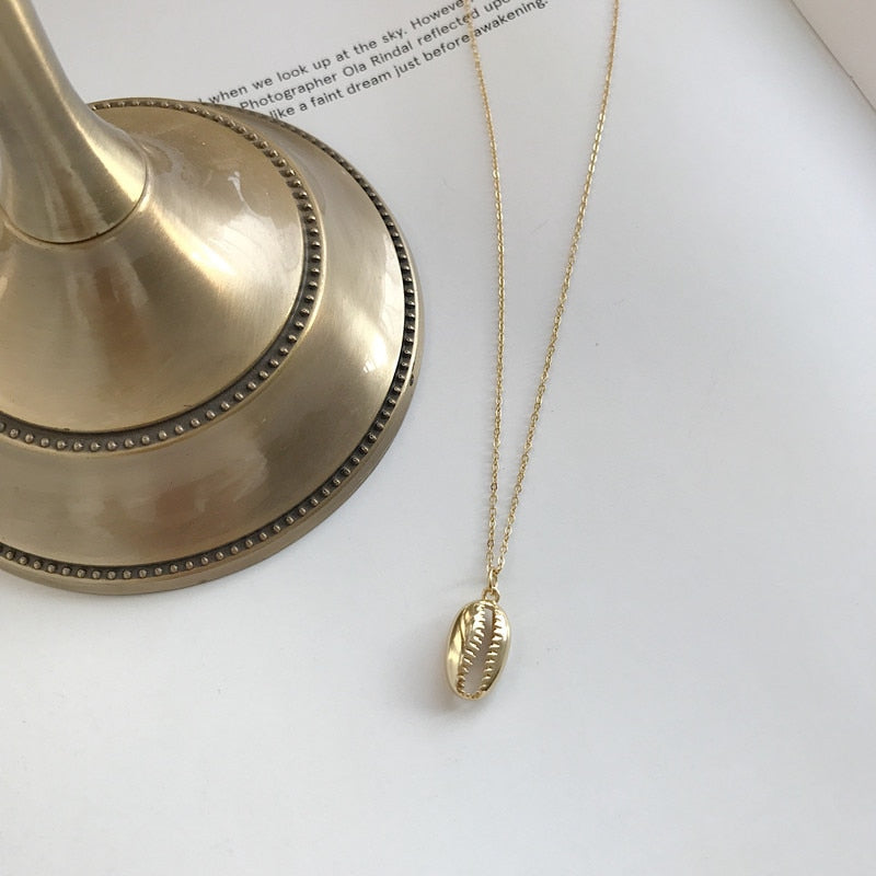 GOLD COWRIE CONCH SHELL NECKLACE 18k 