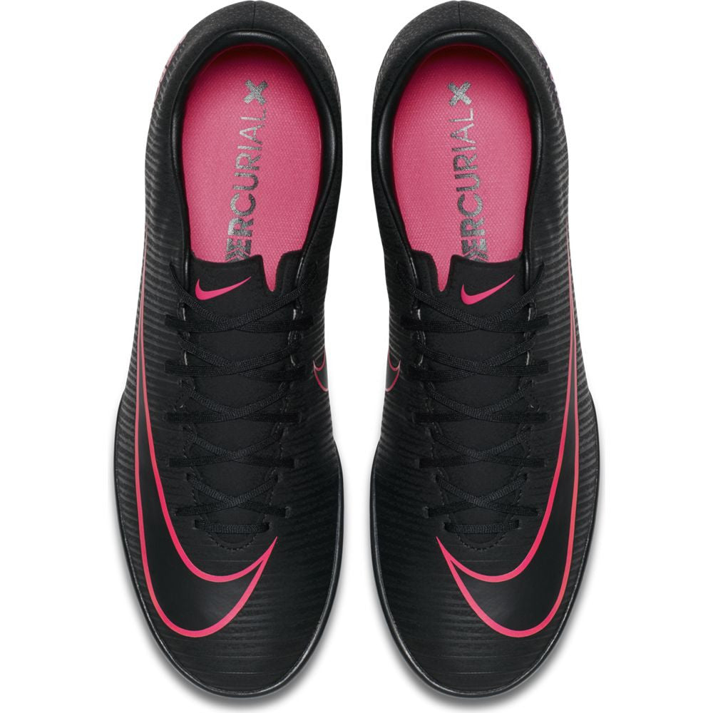 nike pink indoor soccer shoes