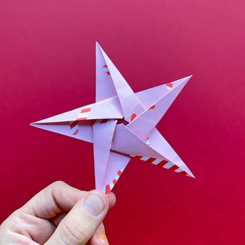 How to fold an origami star