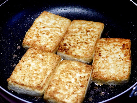 Tofu: Kinu (SIlken) and Momen (Firm) and When To Use Them