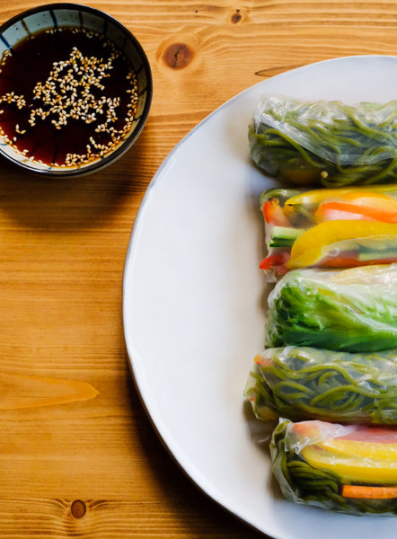 RECIPE: Honey and Soy Glazed Noodles Spring Rolls 