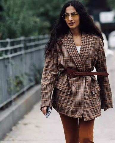 Suit match with belt