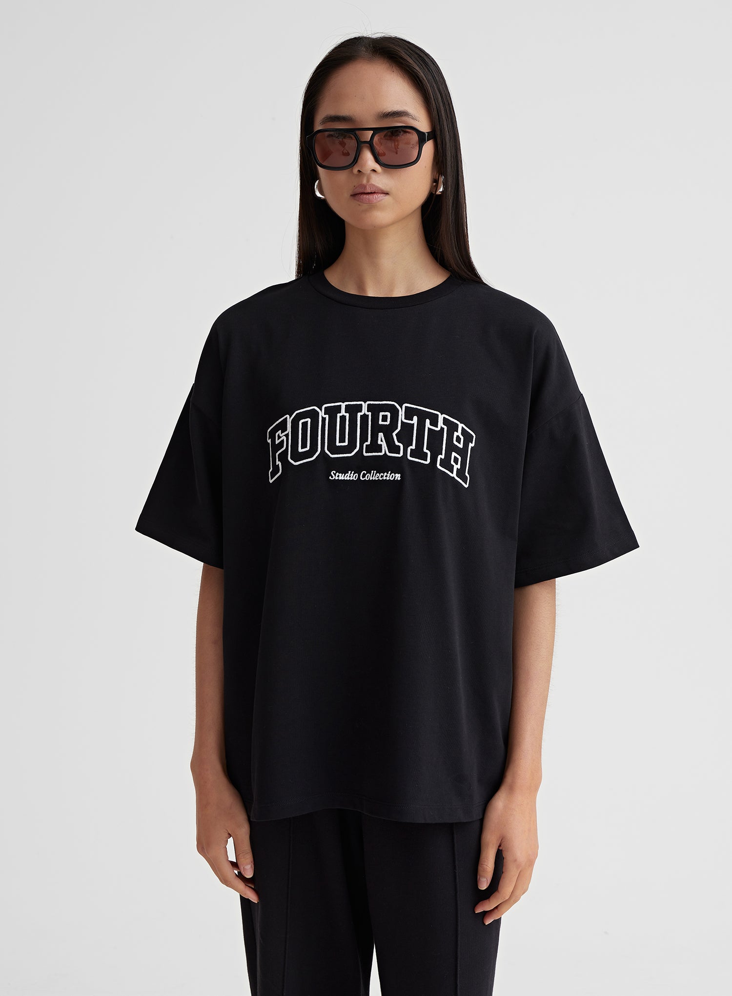 Image of Black Oversized Fourth Applique T-shirt – Alice