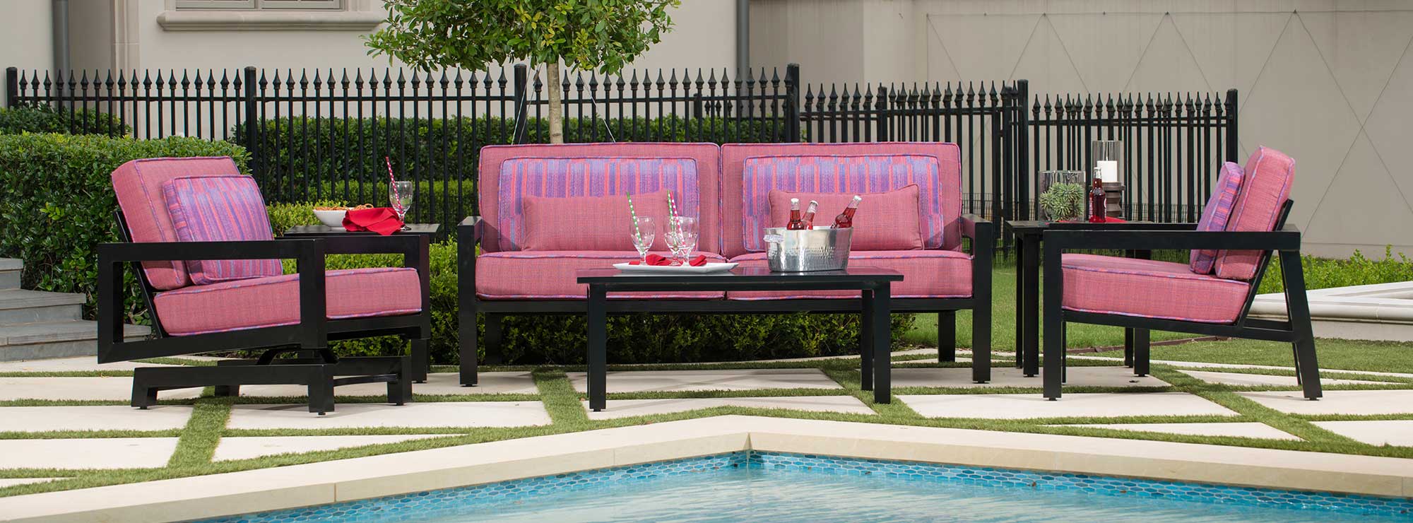 Woodard Soho Daybed Swing & Fire Pit Collection