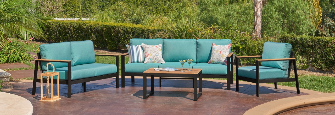 Hixon Outdoor Furniture Set