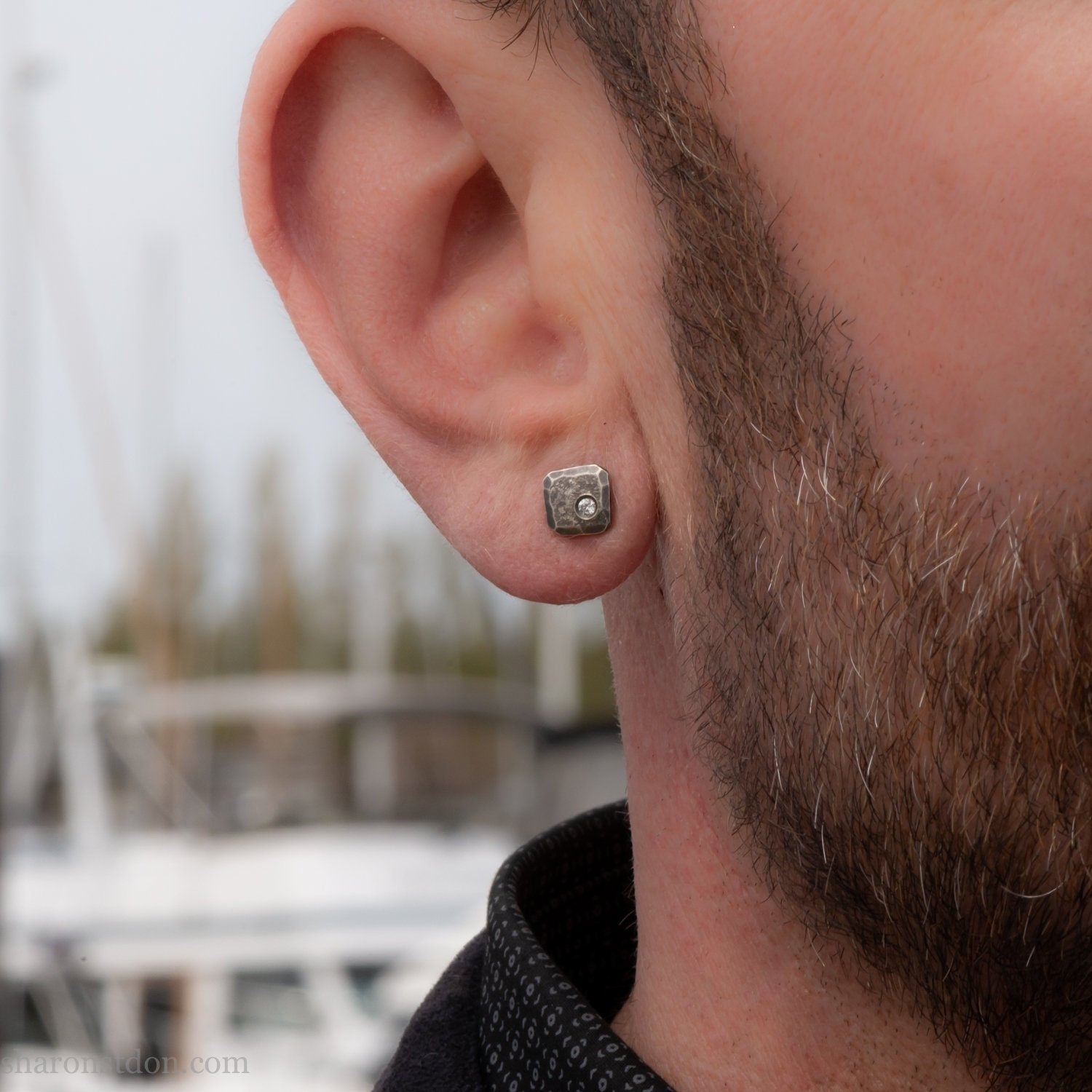 small silver stud earrings