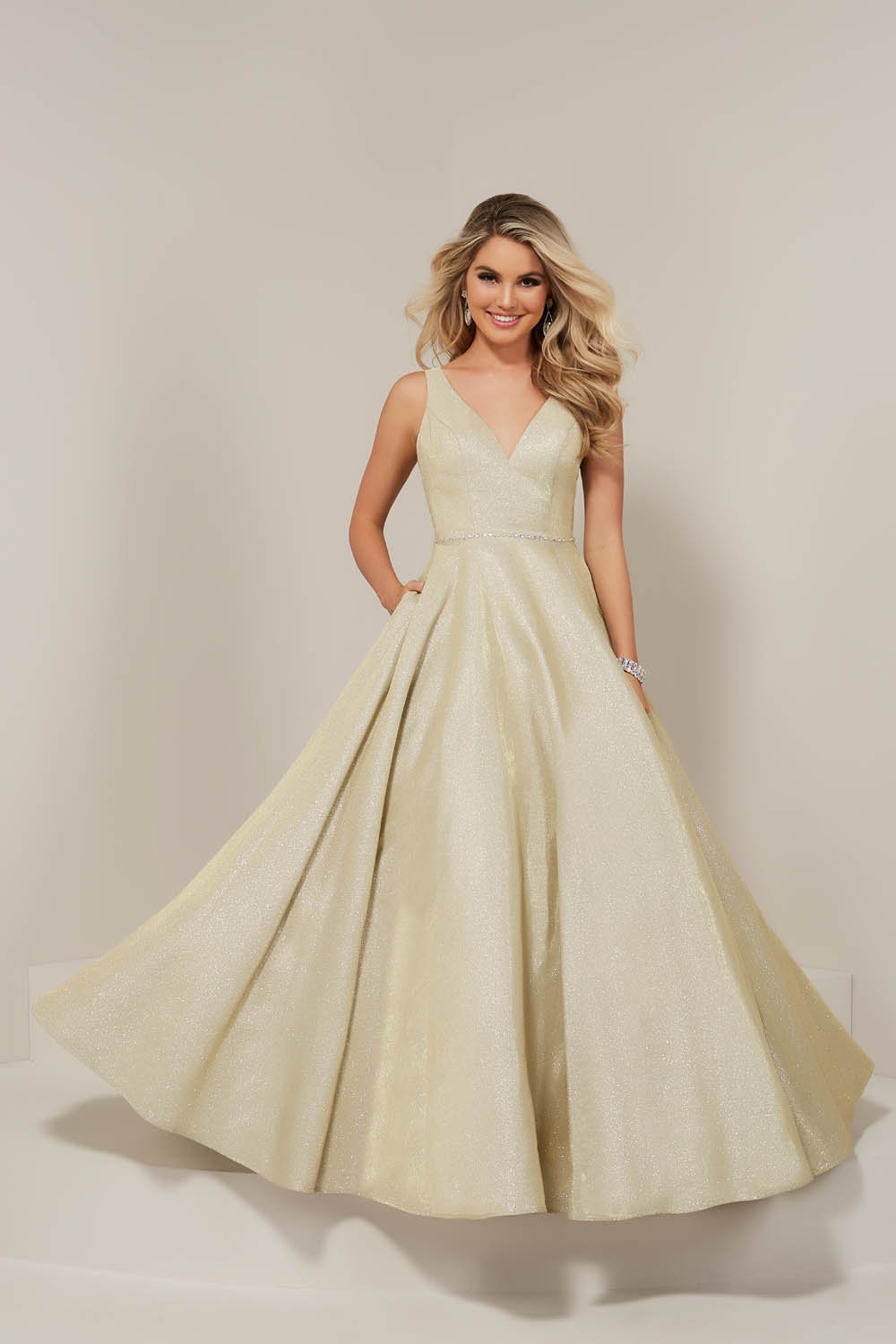 Tiffany 16334 Dress - Formal Approach - Tiffany Prom Dresses