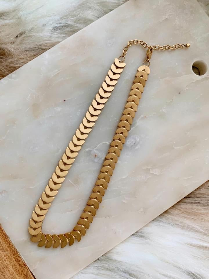 Bella Necklace // 14k gold plated.