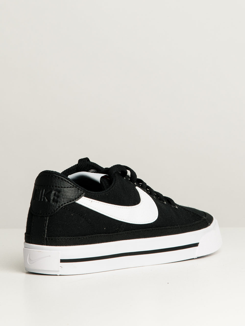 women's nike canvas sneakers