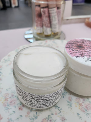 Brightening Eye Cream with real pearl - PinkBeauty Organic Skincare