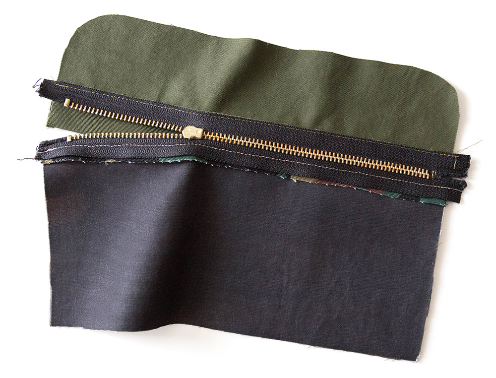 Portside Dopp Kit: Assembling the Side Panels | Grainline Studio