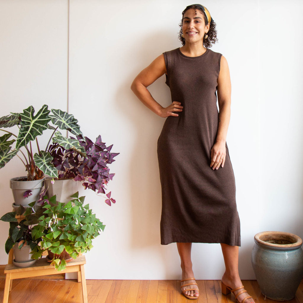 A Sleeveless Midi-Length Lark Tee Dress | Grainline Studio