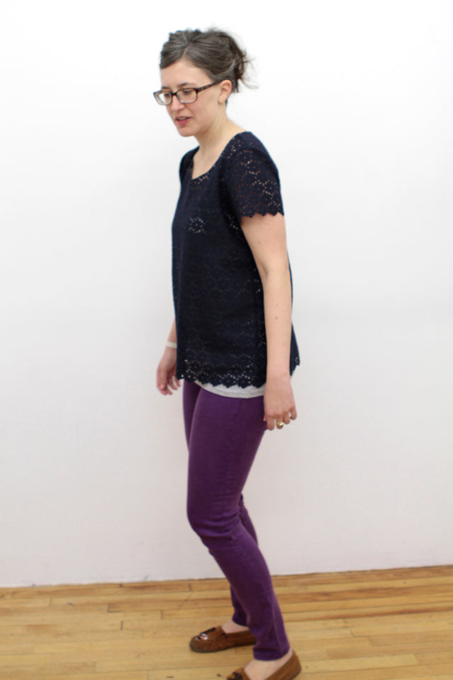 Navy Lace Tee – Grainline Studio