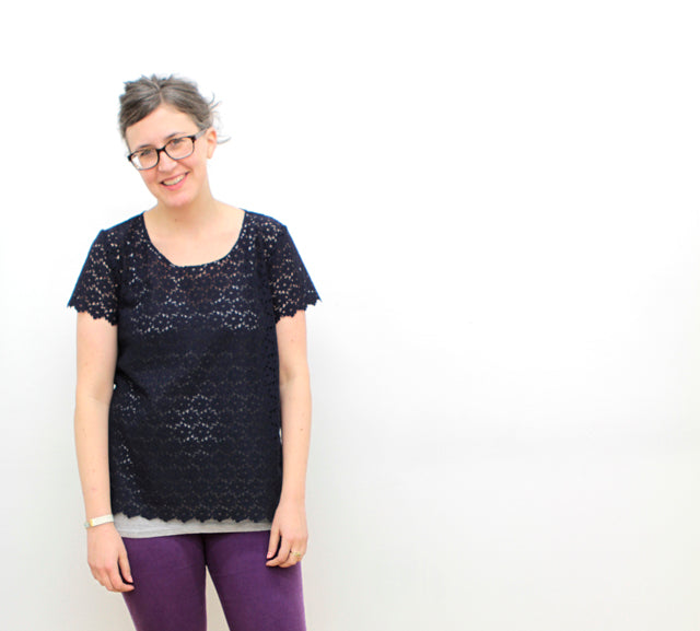 Navy Lace Tee – Grainline Studio