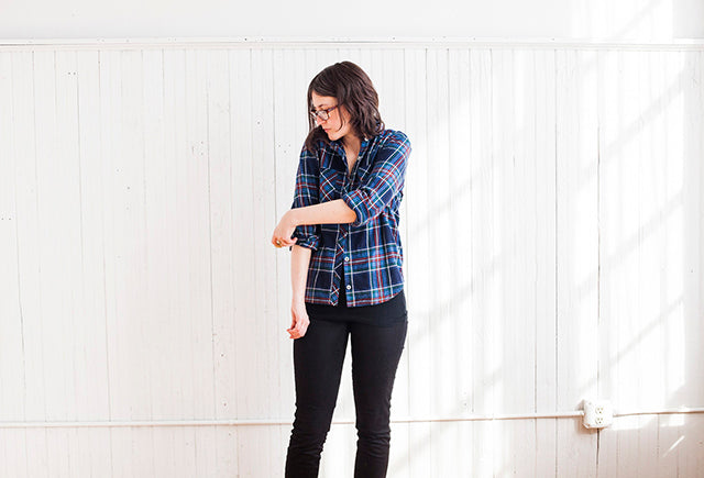 Grainline Studio | Plaid Flannel Archer | Photo by Julia Stotz