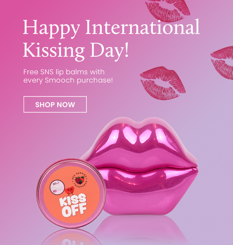 international kissing day