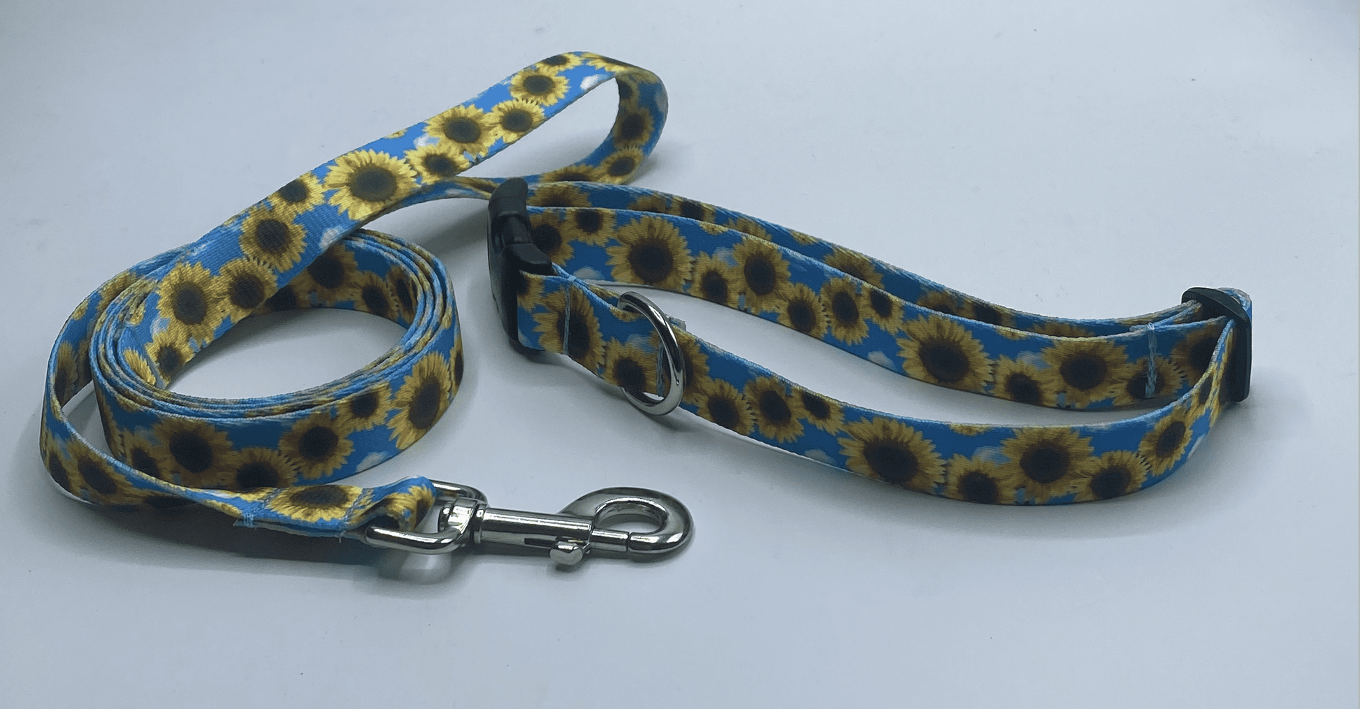 Summer Sunflowers Dog Collars or leads (5/8" wide).