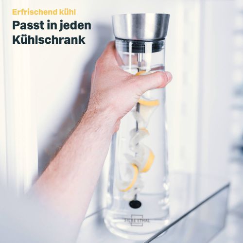 Glaskaraffe mit Spiess Kuehlschranktuer