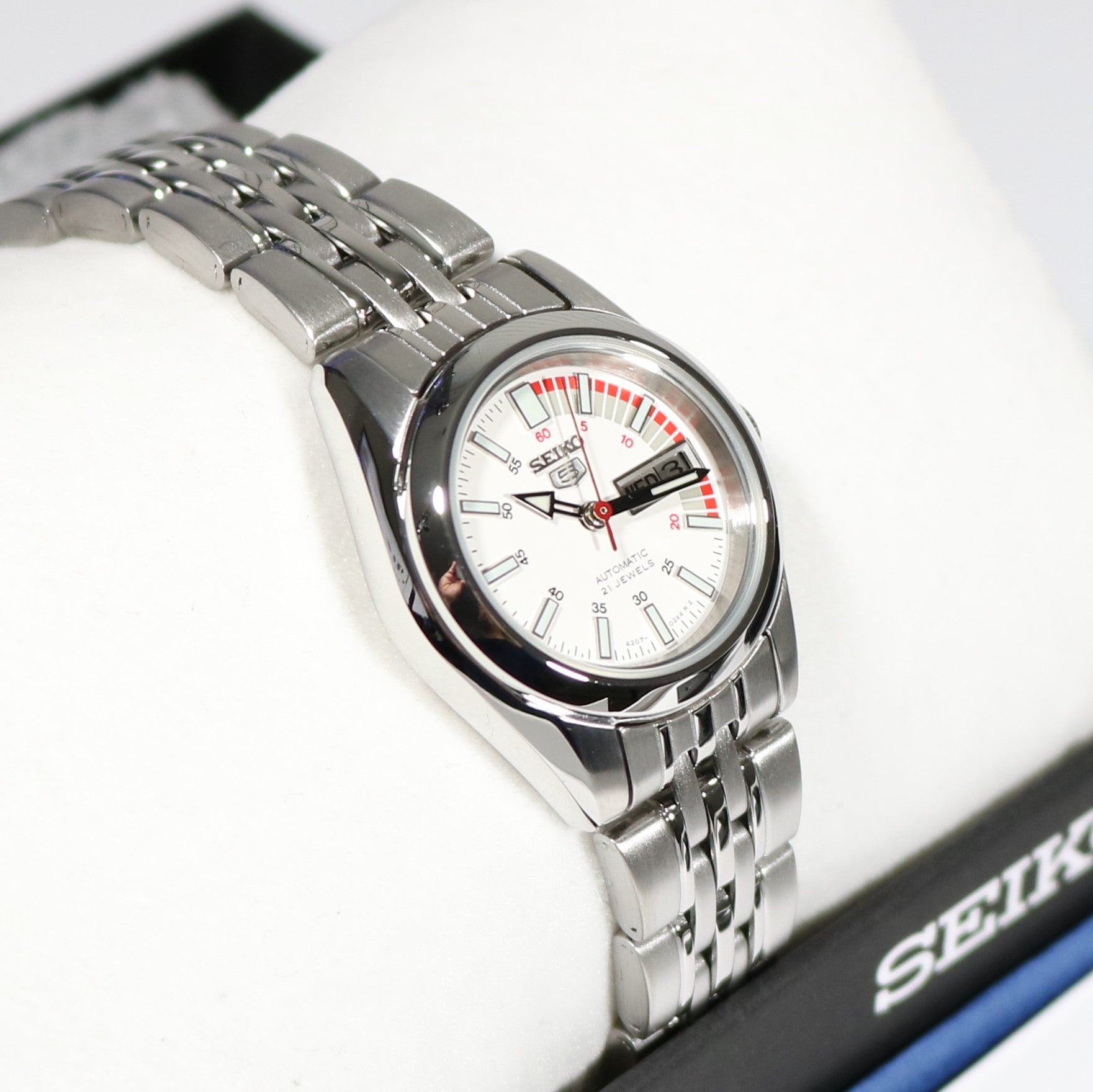 Seiko 5 Automatic White Dial Stainless Steel Women's Watch SYMA41K1 –  Chronobuy