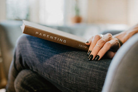 The Mom Store; Blog Post; Parenting; Photo by Kelly Sikkema on Unsplash