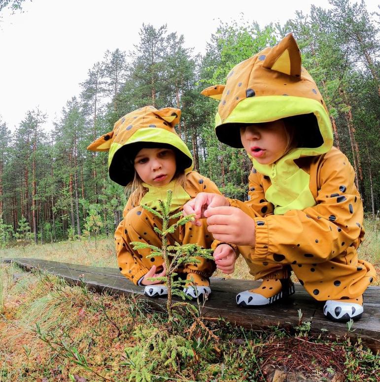 Kinder-Spielanzüge mit Tier-Motiven | WeeDo GmbH funwear weedofunwear.com –