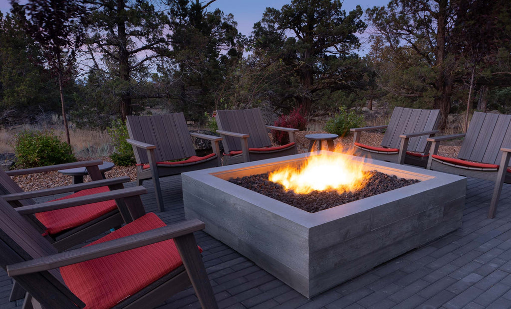 Buckshot Fire Pit – Concrete Wave Design