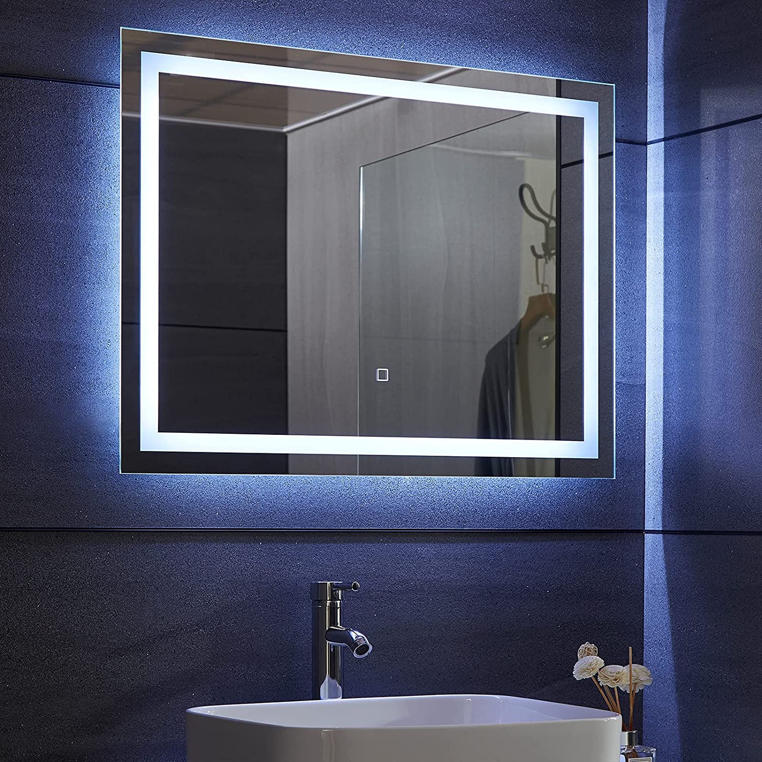 Miroir de salle de bain led éclairage blanc froid chaud neutre anti buée  tactile mural miroir lumineux cosmétique de maquillage 80 x 60 cm  helloshop26 01_0000275 - Conforama