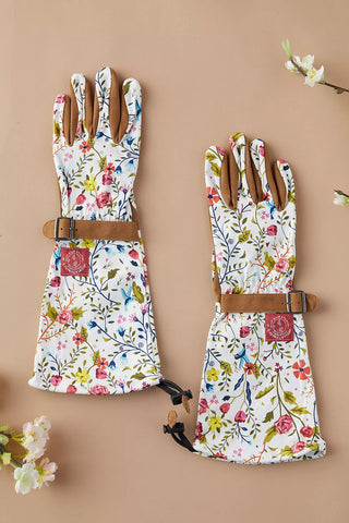 Gorgeous floral pattern garden gloves.