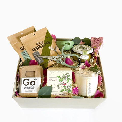 The Let Your Garden Grow gift box, perfect for the mom who loves planting in her garden!